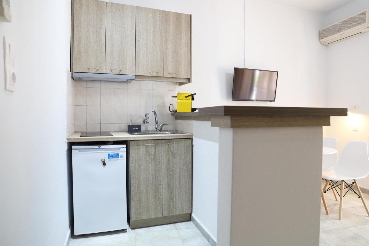 Modern Apartments Edipsos Loutra Edipsou  Exterior photo