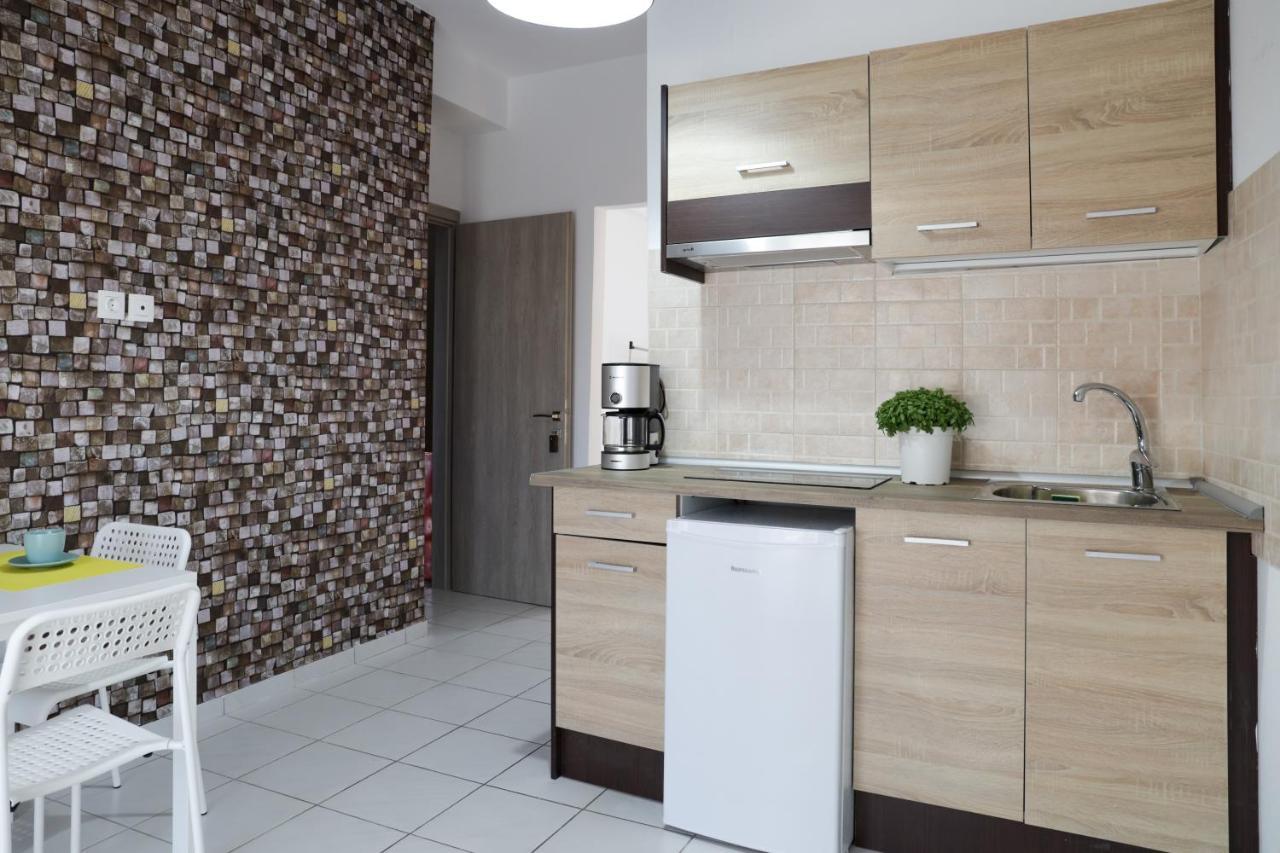 Modern Apartments Edipsos Loutra Edipsou  Exterior photo